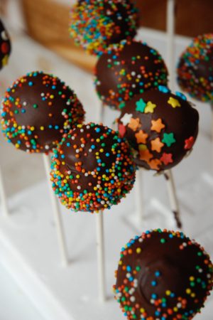 Cake pops (un tout petit peu allégés)