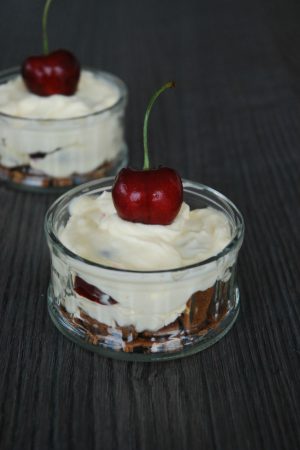 Dessert express cerises mascarpone spéculoos