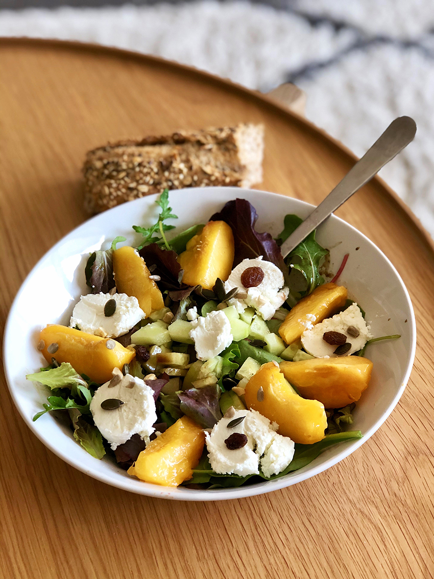 salade chevre nectarine - The Mona Project