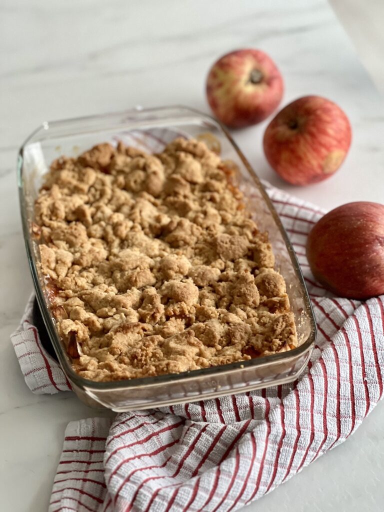 le meilleur crumble aux pommes avec beaucoup de crumble