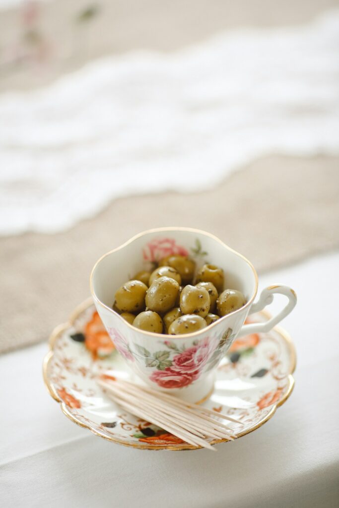 olives dans une tasse