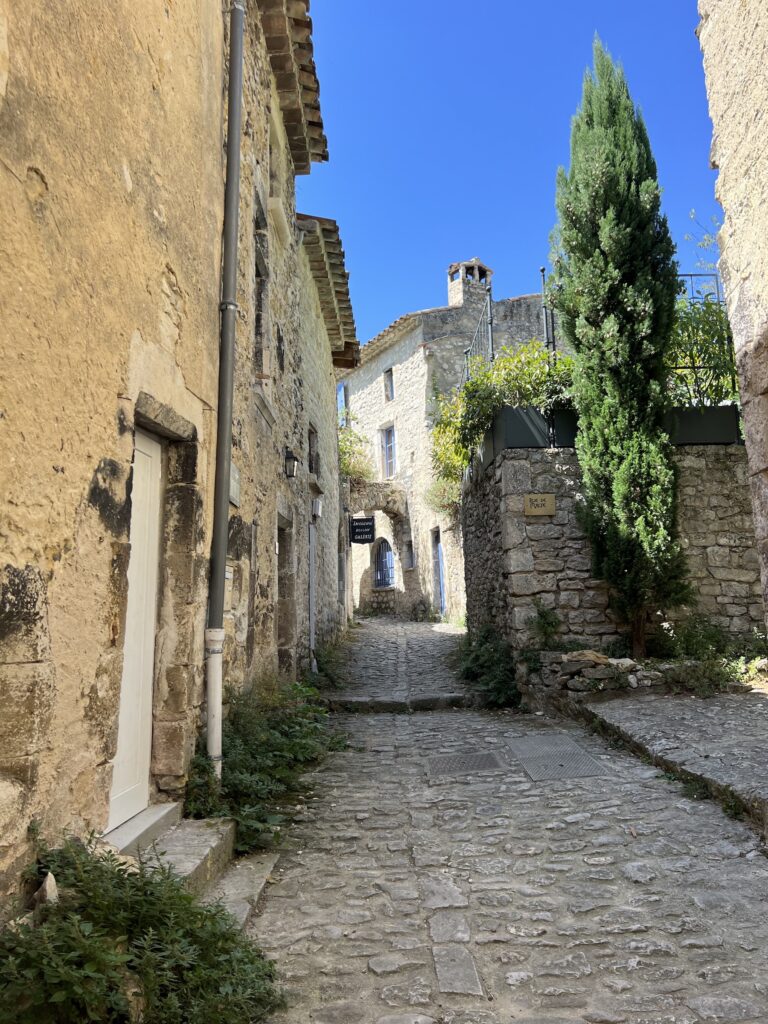 Ruelles de Poët-Laval