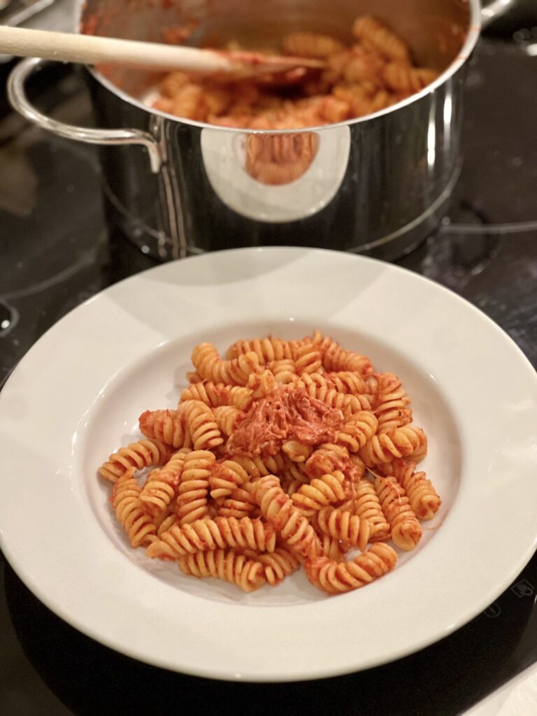 pâtes au concentré de tomates